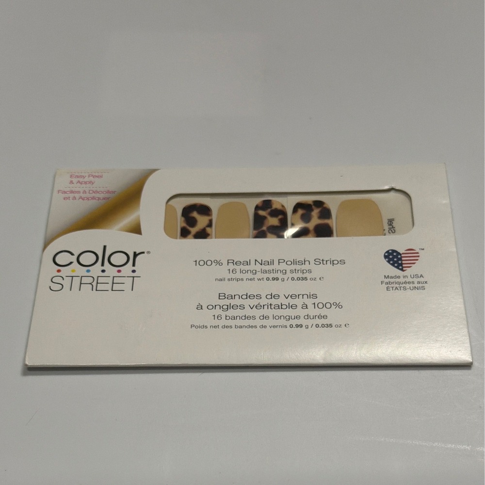 Color Street Nail Strip "Show and Shell" NWT